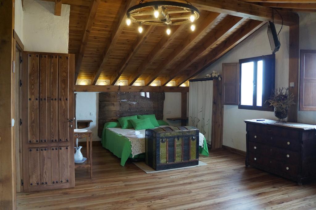 Casa Rural Bioenergética La Serrezuela Olmos de Atapuerca Esterno foto